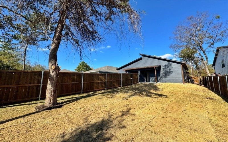 2107 Church Street, Greenville, TX 75401, 6 Habitaciones Habitaciones , ,5 BañosBaños,Residential Multi Family,En Venta,2107 Church Street,0,21112530