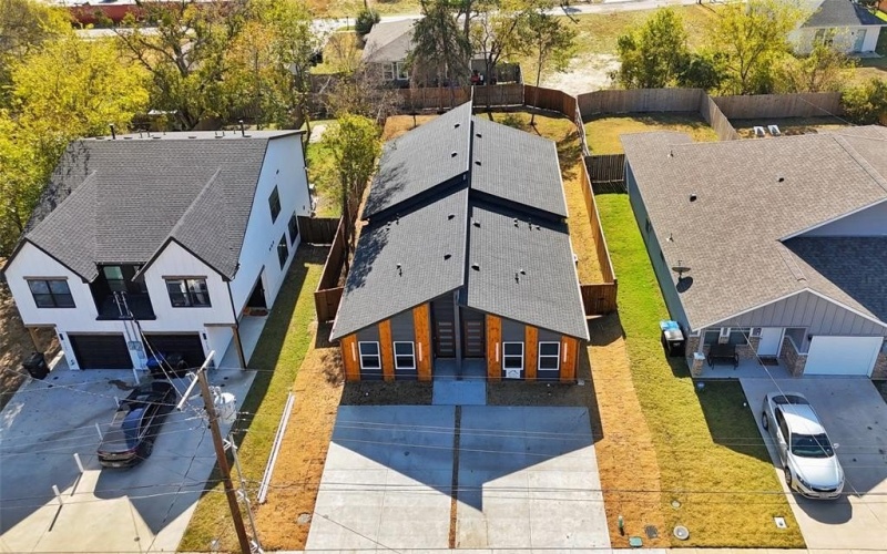 2107 Church Street, Greenville, TX 75401, 6 Habitaciones Habitaciones , ,5 BañosBaños,Residential Multi Family,En Venta,2107 Church Street,0,21112530