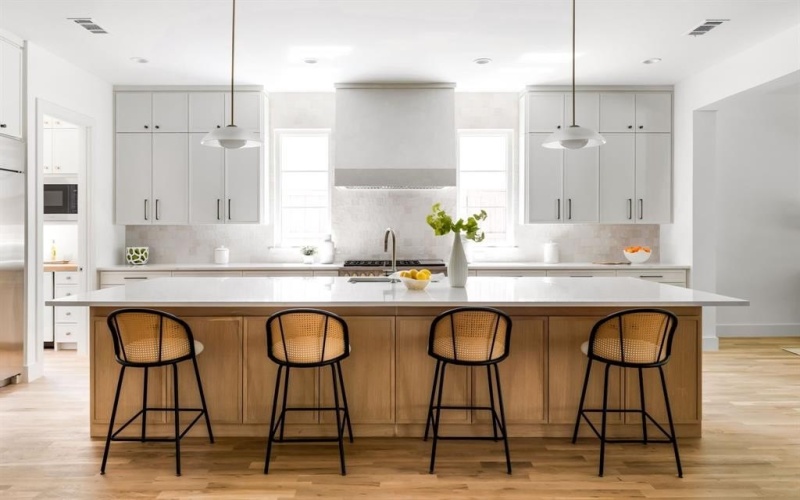 3639 Norcross Lane, Dallas, TX 75229, 5 Bedrooms Bedrooms, ,6 BathroomsBathrooms,Residential,For Sale,3639 Norcross Lane,0,21112640