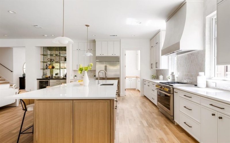 3639 Norcross Lane, Dallas, TX 75229, 5 Bedrooms Bedrooms, ,6 BathroomsBathrooms,Residential,For Sale,3639 Norcross Lane,0,21112640