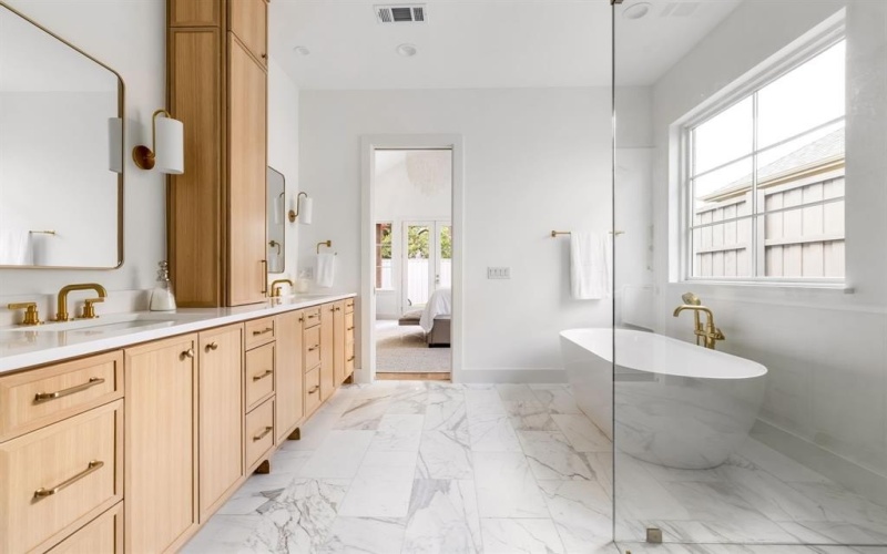 3639 Norcross Lane, Dallas, TX 75229, 5 Bedrooms Bedrooms, ,6 BathroomsBathrooms,Residential,For Sale,3639 Norcross Lane,0,21112640