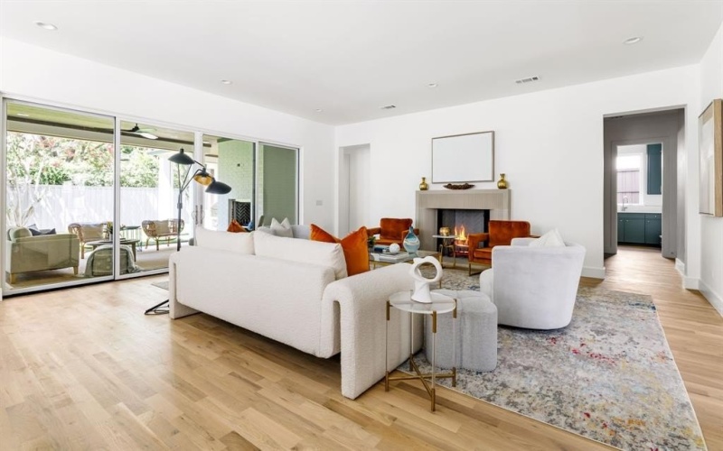 3639 Norcross Lane, Dallas, TX 75229, 5 Bedrooms Bedrooms, ,6 BathroomsBathrooms,Residential,For Sale,3639 Norcross Lane,0,21112640