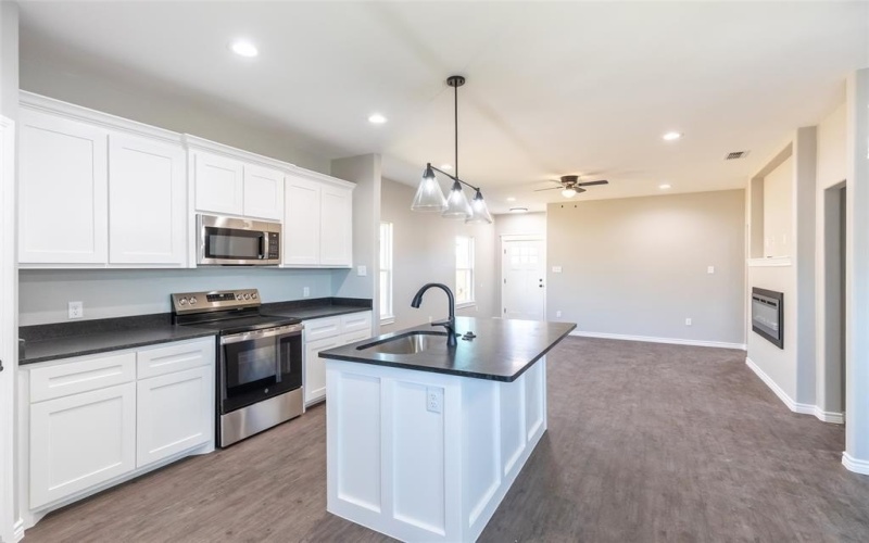 1944 Piddle Paddle, Abilene, TX 79602, 3 Habitaciones Habitaciones , ,2 BañosBaños,Residential,En Venta,1944 Piddle Paddle,0,21112710