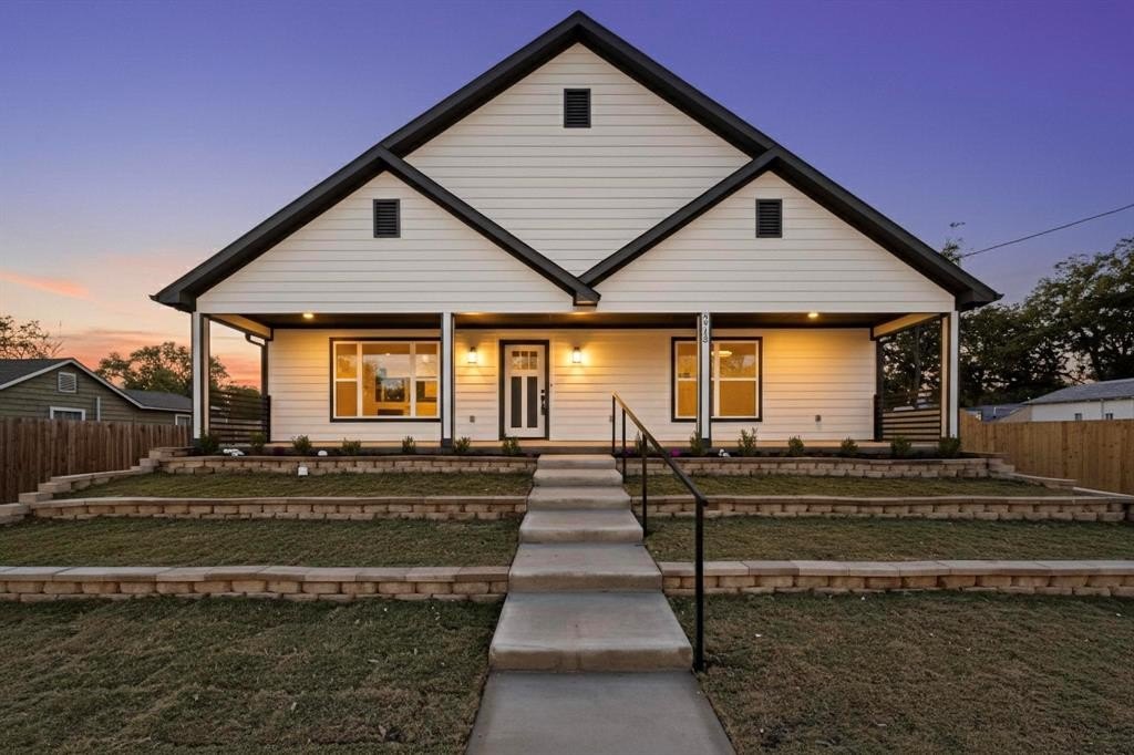 5912 Bertha Lane, Haltom City, TX 76117, 4 Bedrooms Bedrooms, ,3 BathroomsBathrooms,Residential,For Sale,5912 Bertha Lane,0,21112843