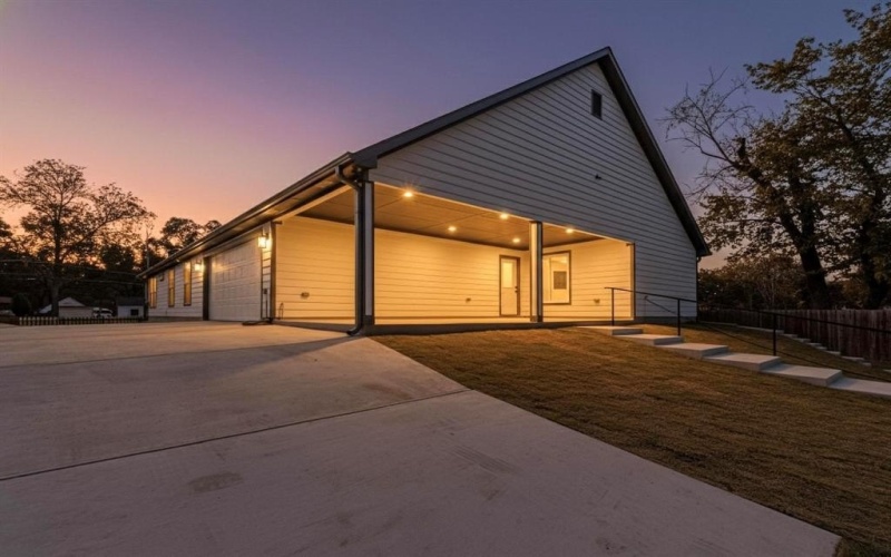 5912 Bertha Lane, Haltom City, TX 76117, 4 Bedrooms Bedrooms, ,3 BathroomsBathrooms,Residential,For Sale,5912 Bertha Lane,0,21112843