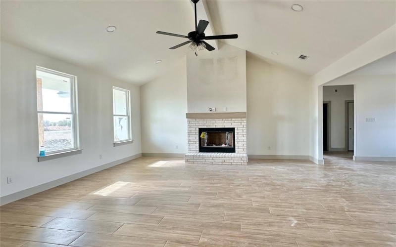 1009 Sabrina Court, Weatherford, TX 76085, 3 Habitaciones Habitaciones , ,2 BañosBaños,Residential,En Venta,1009 Sabrina Court,0,21112879