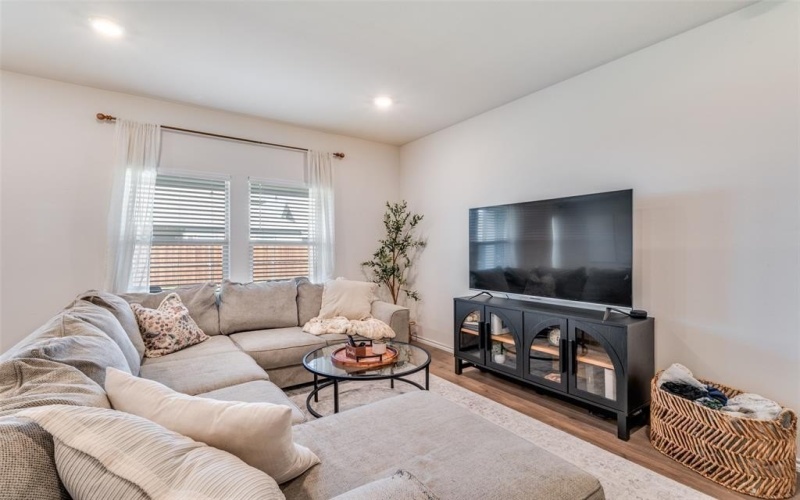 13101 Rich Lane, Providence Village, TX 76227, 3 Bedrooms Bedrooms, ,2 BathroomsBathrooms,Residential,For Sale,13101 Rich Lane,0,21112902