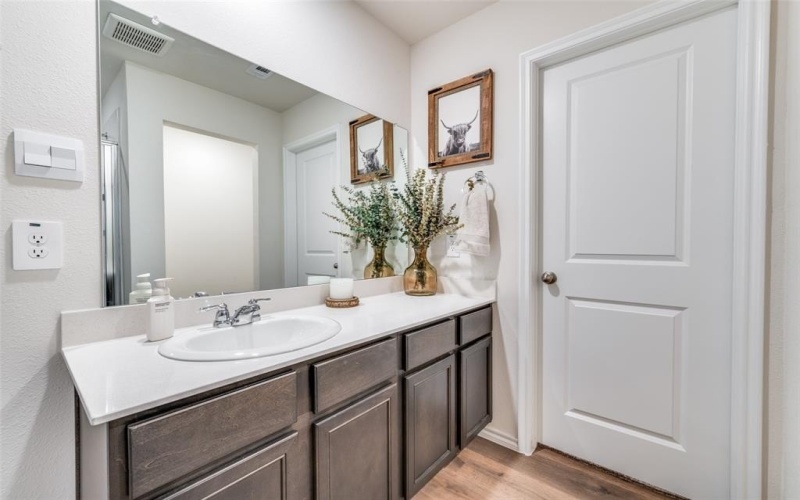 13101 Rich Lane, Providence Village, TX 76227, 3 Bedrooms Bedrooms, ,2 BathroomsBathrooms,Residential,For Sale,13101 Rich Lane,0,21112902