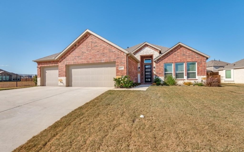 1855 Overcup Court, Waxahachie, TX 75165, 4 Bedrooms Bedrooms, ,3 BathroomsBathrooms,Residential,For Sale,1855 Overcup Court,0,21112929