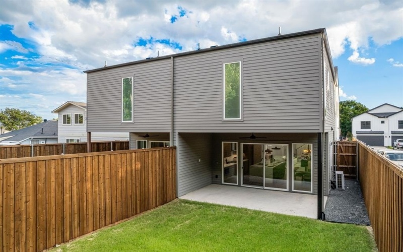 1014 Grandview Avenue, Dallas, TX 75223, 3 Bedrooms Bedrooms, ,2 BathroomsBathrooms,Residential,For Sale,1014 Grandview Avenue,0,21112959