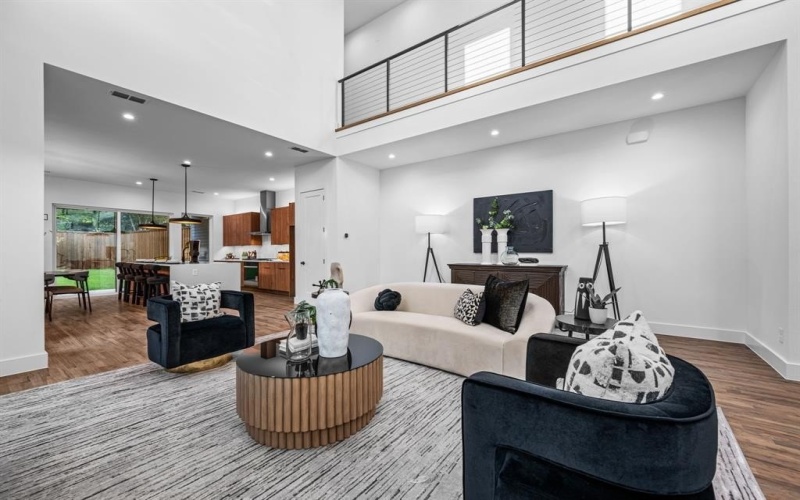 1014 Grandview Avenue, Dallas, TX 75223, 3 Bedrooms Bedrooms, ,2 BathroomsBathrooms,Residential,For Sale,1014 Grandview Avenue,0,21112959