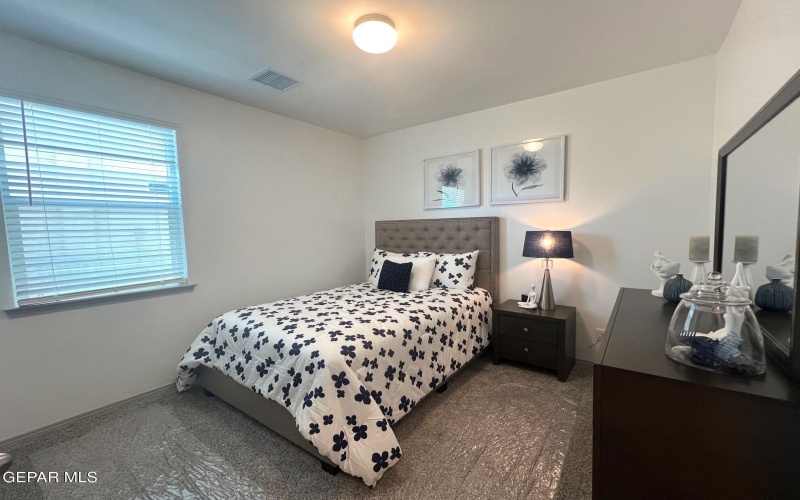 10704 Aaron Street, El Paso, TX 79924, 3 Habitaciones Habitaciones , ,Residential,En Venta,10704 Aaron Street,0,933759