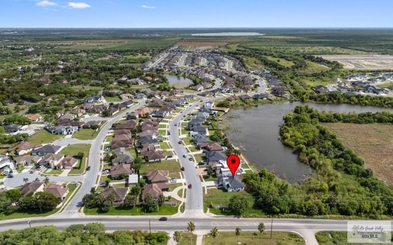 7004 LAGO VISTA, BROWNSVILLE, TX 78520, 4 Habitaciones Habitaciones , ,3 BañosBaños,Residential,En Venta,7004 LAGO VISTA,0,29770022