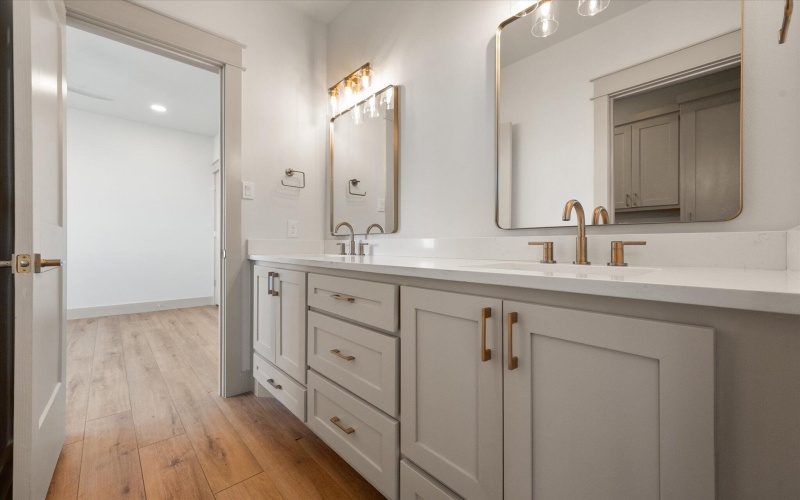 305 Maple Avenue, New Home, TX 79381, 4 Habitaciones Habitaciones , ,3 BañosBaños,Residential,En Venta,305 Maple Avenue,0,202563132