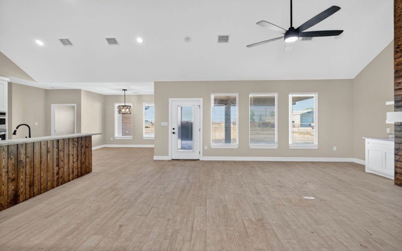 6117 E County Rd 120, Midland, TX 79706, 4 Bedrooms Bedrooms, ,2 BathroomsBathrooms,Residential,For Sale,6117 E County Rd 120,0,50086880