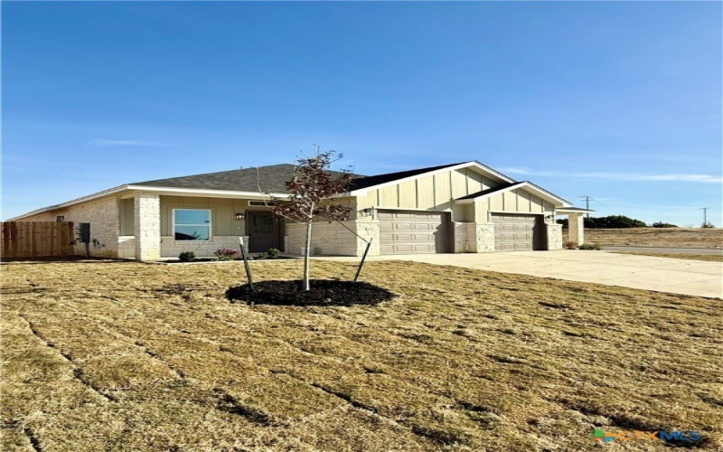 102 Leon Lane, Copperas Cove, TX 76542, 6 Habitaciones Habitaciones , ,5 BañosBaños,Residential Multi Family,En Venta,102 Leon Lane,0,597974