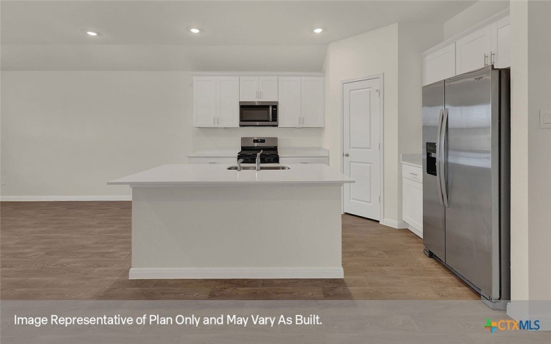 251 YELLOWSTONE Drive, Kyle, TX 78640, 4 Habitaciones Habitaciones , ,2 BañosBaños,Residential,En Venta,251 YELLOWSTONE Drive,0,598038