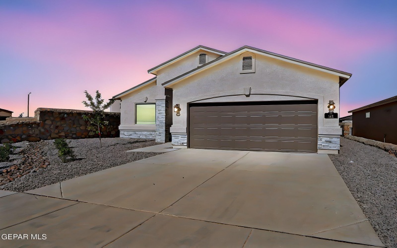 143 Sarah Trails, Santa Teresa, NM 88008, 3 Bedrooms Bedrooms, ,1 BathroomBathrooms,Residential,For Sale,143 Sarah Trails,0,933781