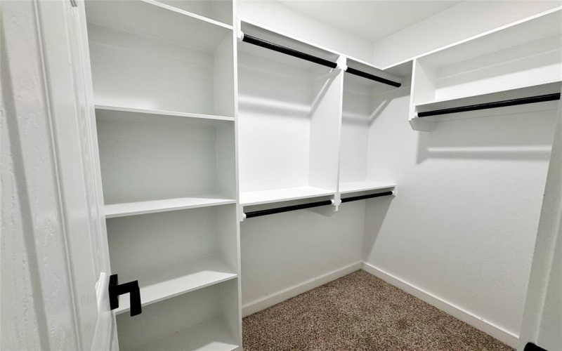 2113 Henry Street, Greenville, TX 75401, 6 Bedrooms Bedrooms, ,5 BathroomsBathrooms,Residential Multi Family,For Sale,2113 Henry Street,0,21101856