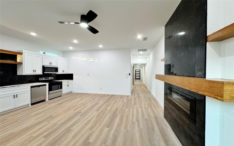 2113 Henry Street, Greenville, TX 75401, 6 Bedrooms Bedrooms, ,5 BathroomsBathrooms,Residential Multi Family,For Sale,2113 Henry Street,0,21101856