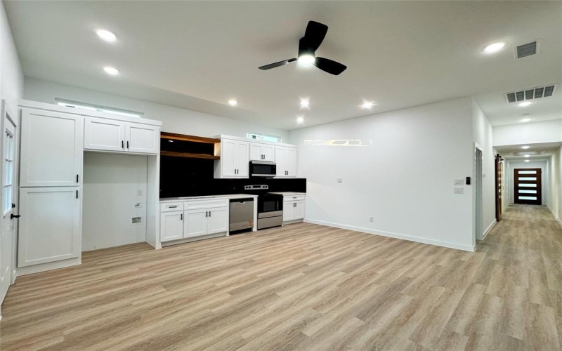 2113 Henry Street, Greenville, TX 75401, 6 Bedrooms Bedrooms, ,5 BathroomsBathrooms,Residential Multi Family,For Sale,2113 Henry Street,0,21101856