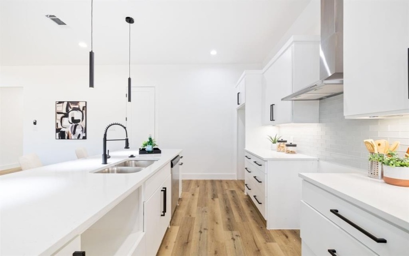 4024 Ranger Drive, Dallas, TX 75212, 4 Bedrooms Bedrooms, ,2 BathroomsBathrooms,Residential,For Sale,4024 Ranger Drive,0,21111055