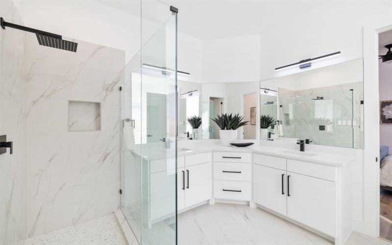 4024 Ranger Drive, Dallas, TX 75212, 4 Bedrooms Bedrooms, ,2 BathroomsBathrooms,Residential,For Sale,4024 Ranger Drive,0,21111055