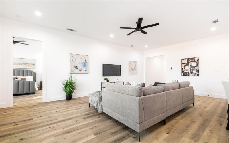 4024 Ranger Drive, Dallas, TX 75212, 4 Bedrooms Bedrooms, ,2 BathroomsBathrooms,Residential,For Sale,4024 Ranger Drive,0,21111055