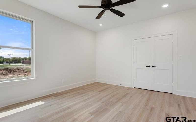 5324 Hollytree Dr, Tyler, TX 75703, 3 Bedrooms Bedrooms, ,2 BathroomsBathrooms,Residential,For Sale,5324 Hollytree Dr,25004860
