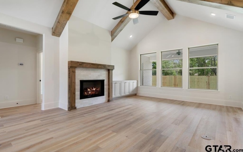 5324 Hollytree Dr, Tyler, TX 75703, 3 Bedrooms Bedrooms, ,2 BathroomsBathrooms,Residential,For Sale,5324 Hollytree Dr,25004860
