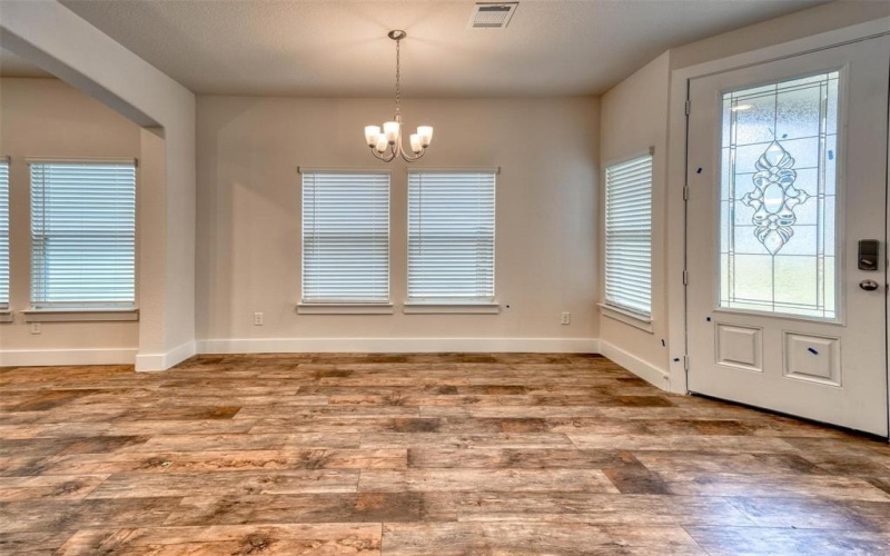 1401 Avocado Lane, Gainesville, TX 76240, 2 Bedrooms Bedrooms, ,2 BathroomsBathrooms,Residential,For Sale,1401 Avocado Lane,0,21113556