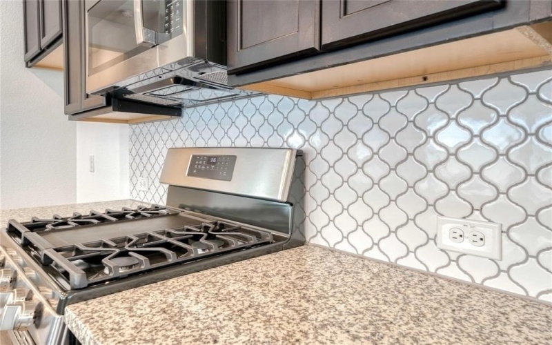 1407 Avocado Lane, Gainesville, TX 76240, 2 Bedrooms Bedrooms, ,2 BathroomsBathrooms,Residential,For Sale,1407 Avocado Lane,0,21113575