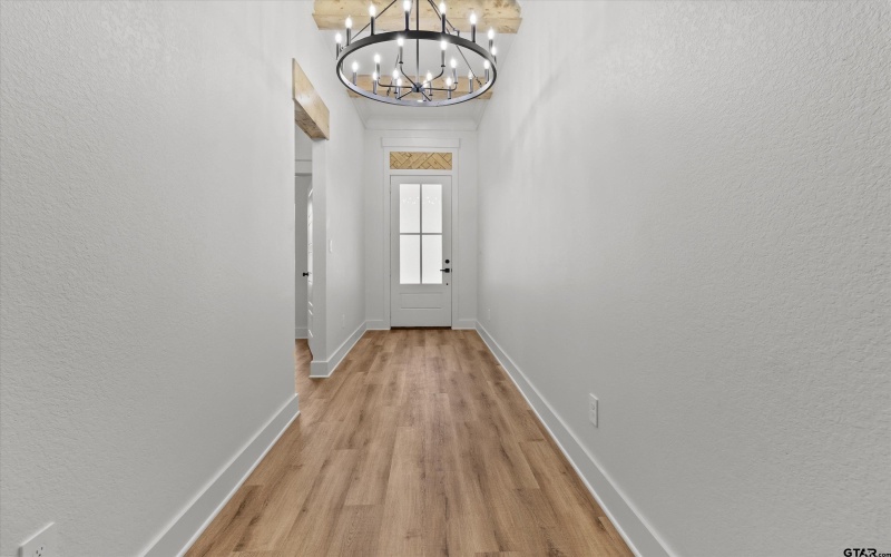 2053 Locklear Ln, Tyler, TX 75703, 4 Bedrooms Bedrooms, ,2 BathroomsBathrooms,Residential,For Sale,2053 Locklear Ln,25004922