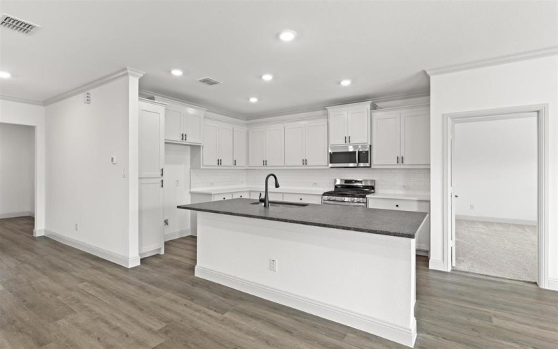 544 Oak Creek Drive, Lavon, TX 75166, 4 Bedrooms Bedrooms, ,2 BathroomsBathrooms,Residential,For Sale,544 Oak Creek Drive,0,21113766