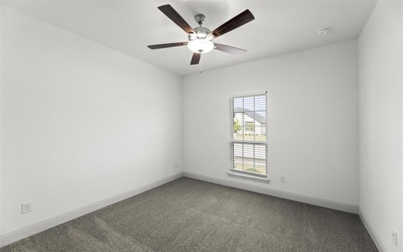 544 Oak Creek Drive, Lavon, TX 75166, 4 Bedrooms Bedrooms, ,2 BathroomsBathrooms,Residential,For Sale,544 Oak Creek Drive,0,21113766