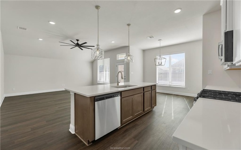 5953 Eldora Drive, College Station, TX 77845, 3 Bedrooms Bedrooms, ,2 BathroomsBathrooms,Residential,For Sale,5953 Eldora Drive,0,25011746