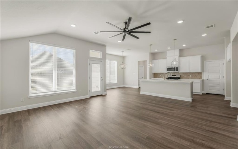 5953 Eldora Drive, College Station, TX 77845, 3 Bedrooms Bedrooms, ,2 BathroomsBathrooms,Residential,For Sale,5953 Eldora Drive,0,25011746