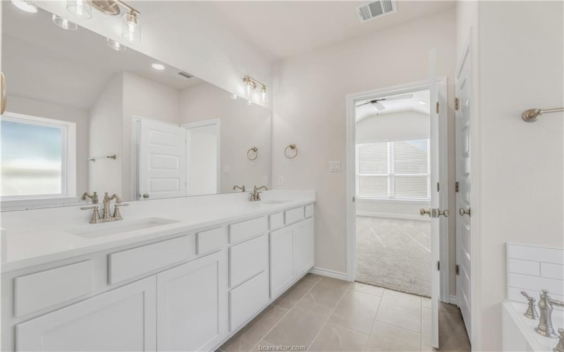 5953 Eldora Drive, College Station, TX 77845, 3 Bedrooms Bedrooms, ,2 BathroomsBathrooms,Residential,For Sale,5953 Eldora Drive,0,25011746