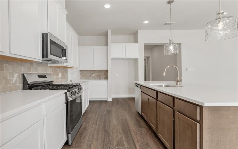 5953 Eldora Drive, College Station, TX 77845, 3 Bedrooms Bedrooms, ,2 BathroomsBathrooms,Residential,For Sale,5953 Eldora Drive,0,25011746