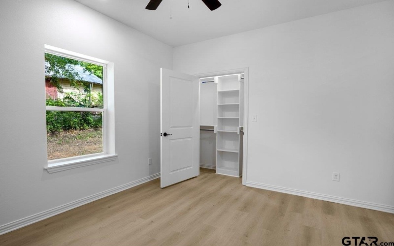 1610 W Barrett St, Tyler, TX 75702, 3 Bedrooms Bedrooms, ,2 BathroomsBathrooms,Residential,For Sale,1610 W Barrett St,0,25016701