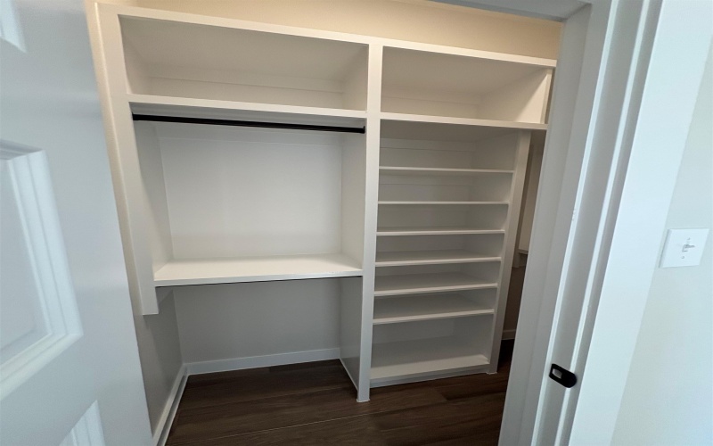 2812 Adamsville, Laredo, TX 78046, 3 Bedrooms Bedrooms, ,2 BathroomsBathrooms,Residential,For Sale,2812 Adamsville,0,20255048