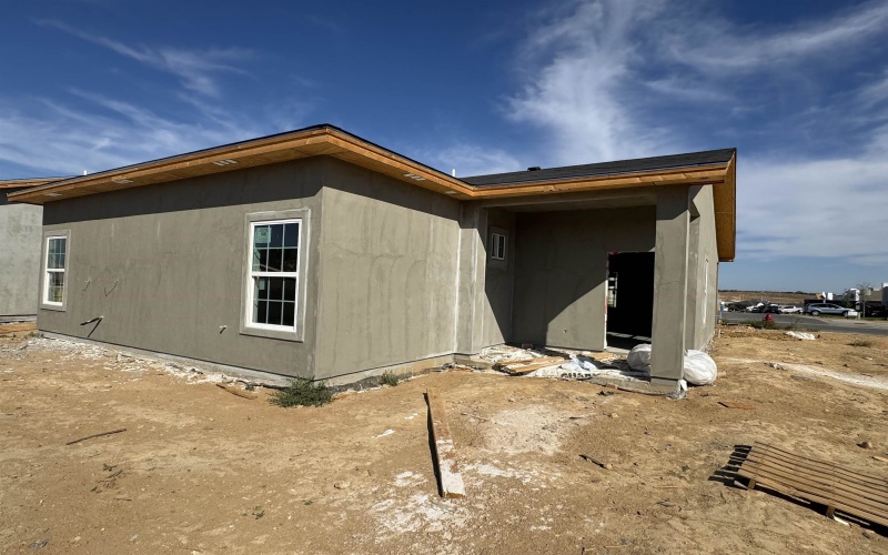 2812 Adamsville, Laredo, TX 78046, 3 Bedrooms Bedrooms, ,2 BathroomsBathrooms,Residential,For Sale,2812 Adamsville,0,20255048