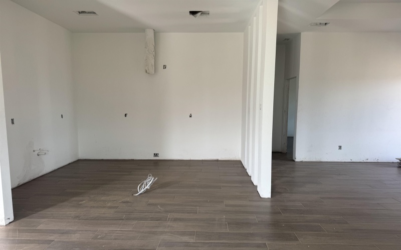 2812 Adamsville, Laredo, TX 78046, 3 Bedrooms Bedrooms, ,2 BathroomsBathrooms,Residential,For Sale,2812 Adamsville,0,20255048