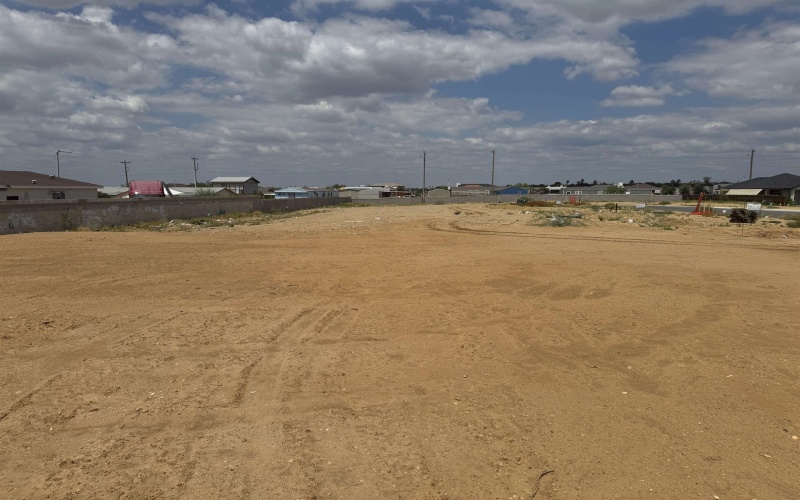 2816 Adamsville, Laredo, TX 78046, 4 Bedrooms Bedrooms, ,2 BathroomsBathrooms,Residential,For Sale,2816 Adamsville,0,20255051