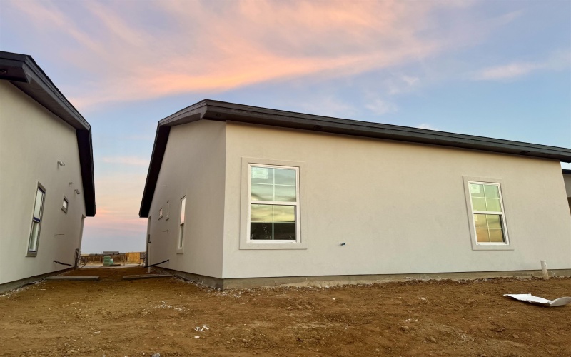 2816 Adamsville, Laredo, TX 78046, 4 Bedrooms Bedrooms, ,2 BathroomsBathrooms,Residential,For Sale,2816 Adamsville,0,20255051