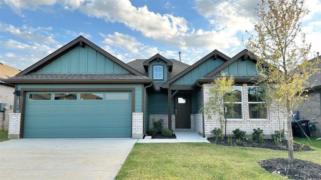 10825 BLACK ONYX Drive, Fort Worth, TX 76036, 3 Bedrooms Bedrooms, ,2 BathroomsBathrooms,Residential,For Sale,10825 BLACK ONYX Drive,0,21112298