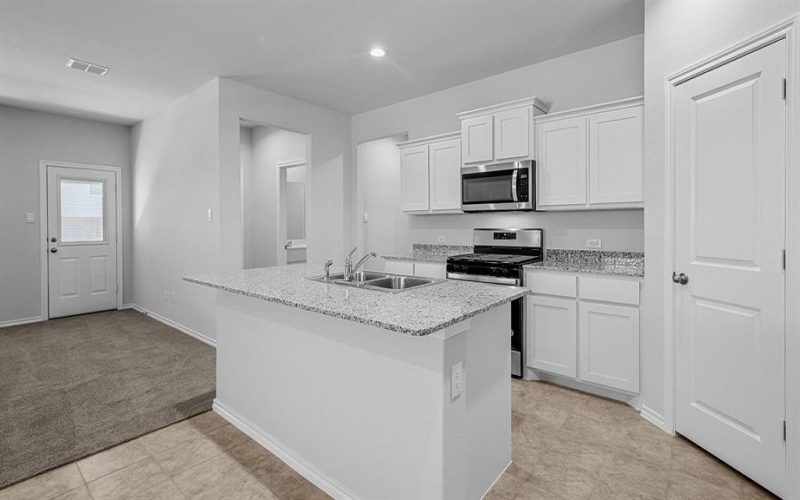 10637 DIAMOND MINE Drive, Fort Worth, TX 76036, 5 Habitaciones Habitaciones , ,3 BañosBaños,Residential,En Venta,10637 DIAMOND MINE Drive,0,21113214