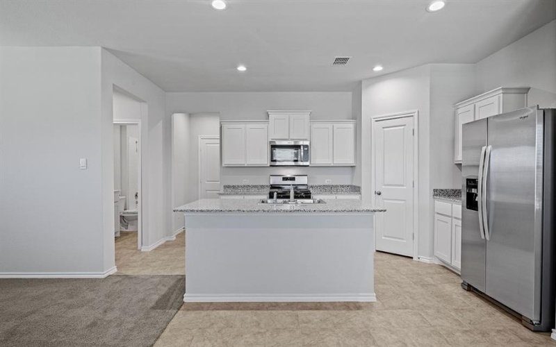 10637 DIAMOND MINE Drive, Fort Worth, TX 76036, 5 Habitaciones Habitaciones , ,3 BañosBaños,Residential,En Venta,10637 DIAMOND MINE Drive,0,21113214