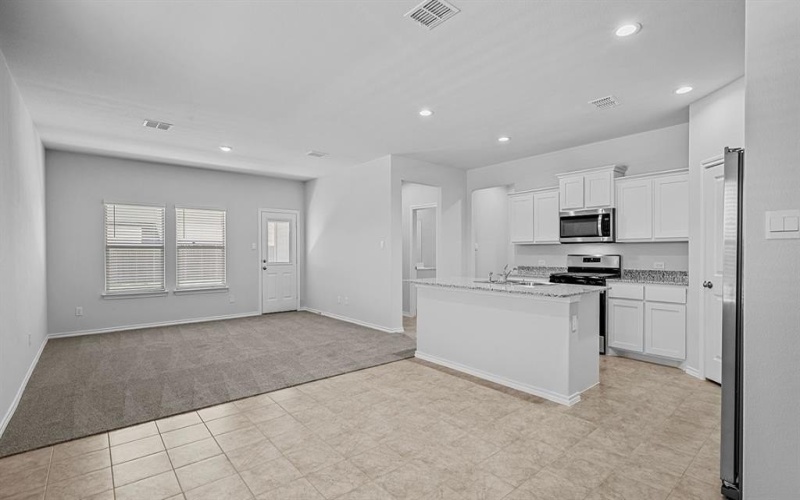 10637 DIAMOND MINE Drive, Fort Worth, TX 76036, 5 Habitaciones Habitaciones , ,3 BañosBaños,Residential,En Venta,10637 DIAMOND MINE Drive,0,21113214