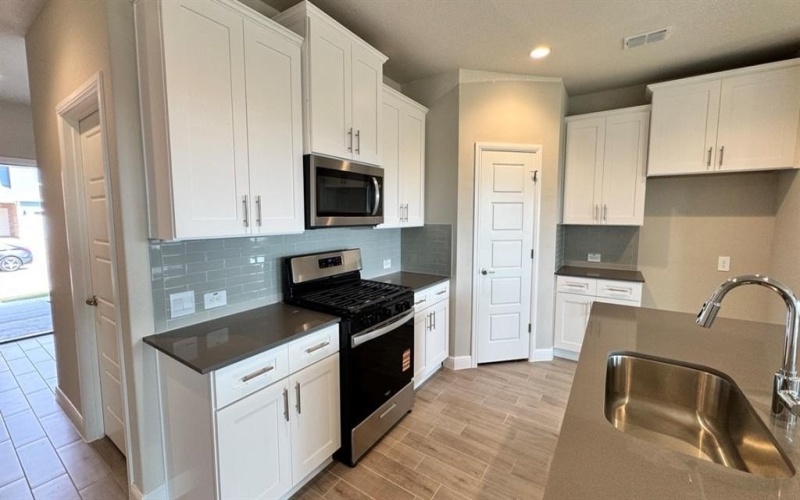 10857 BLACK ONYX Drive, Fort Worth, TX 76036, 3 Bedrooms Bedrooms, ,2 BathroomsBathrooms,Residential,For Sale,10857 BLACK ONYX Drive,0,21113241